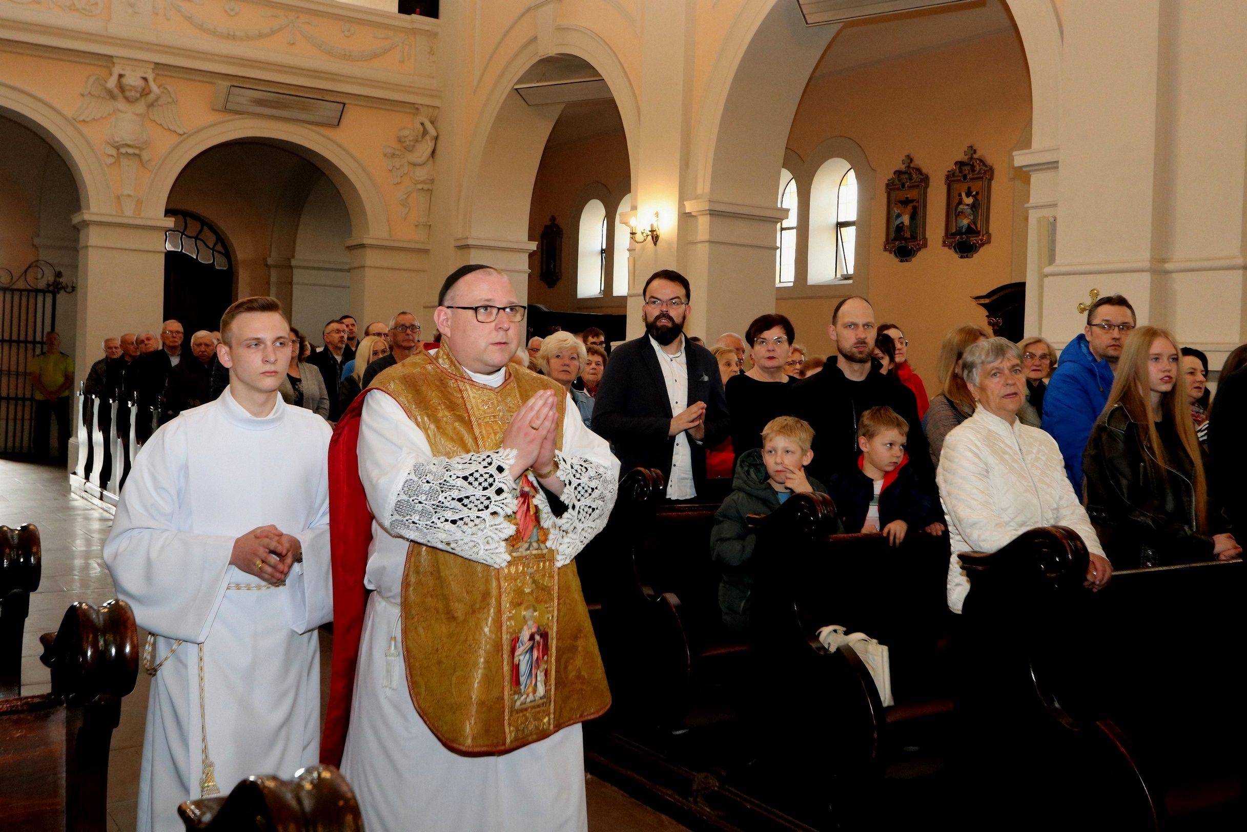 Wielki czwarterk- Msza Wieczerzy Pańskiej